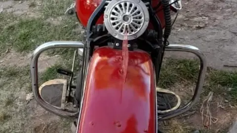 QOECE2747
